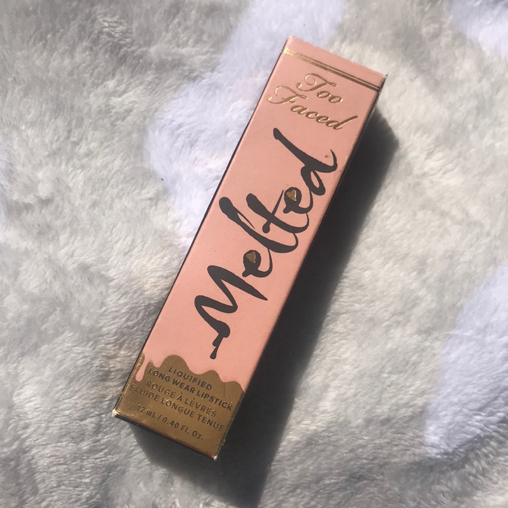Too Faced Melted lipstick
